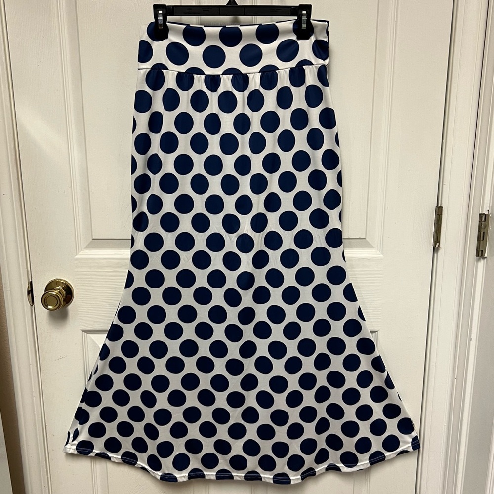 Elegant Navy Polka Dot Maxi Skirt